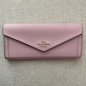 Coach Wallet- light pink